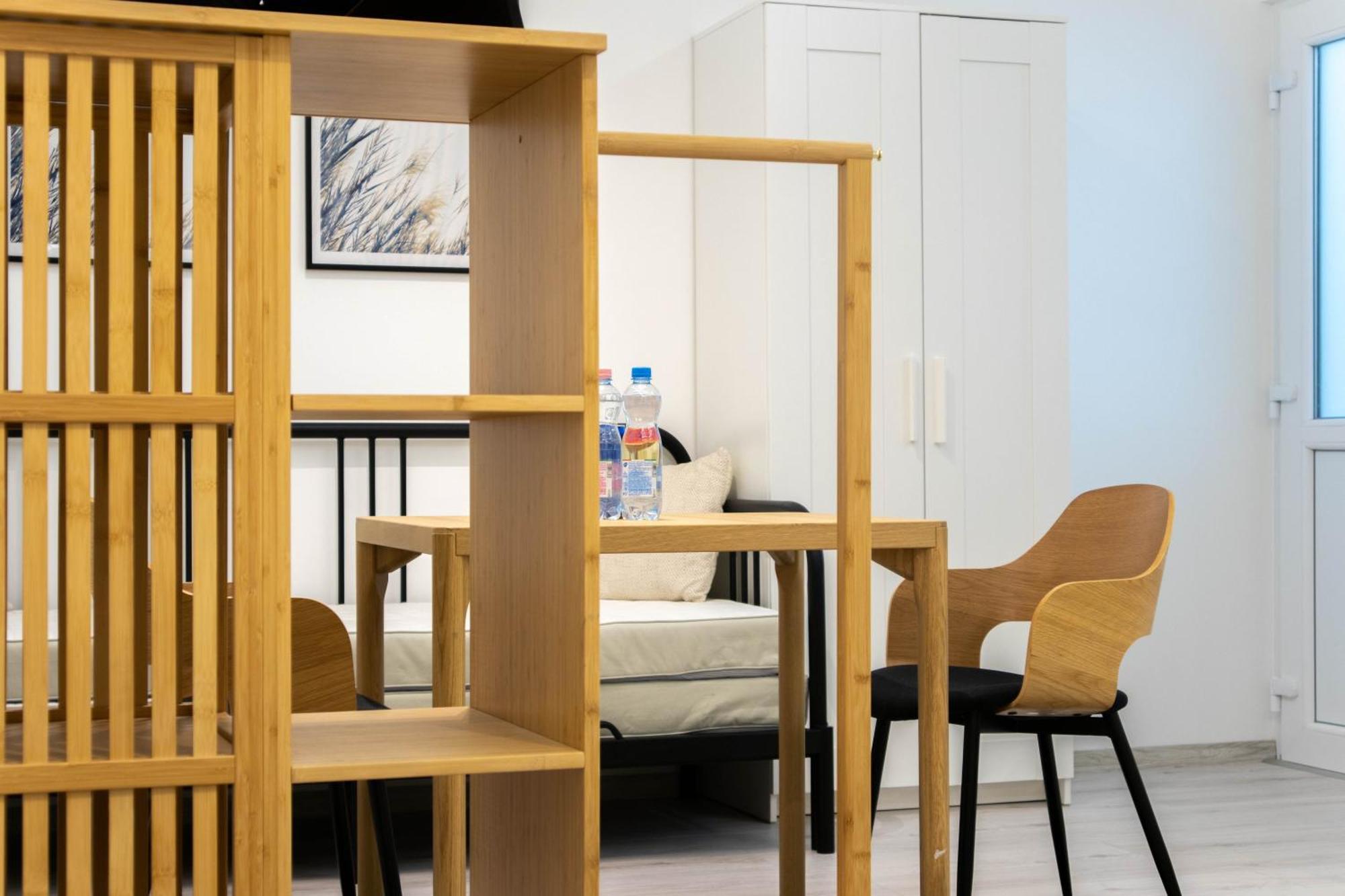 Rozsa Apartments - Jeremy — Photos 1